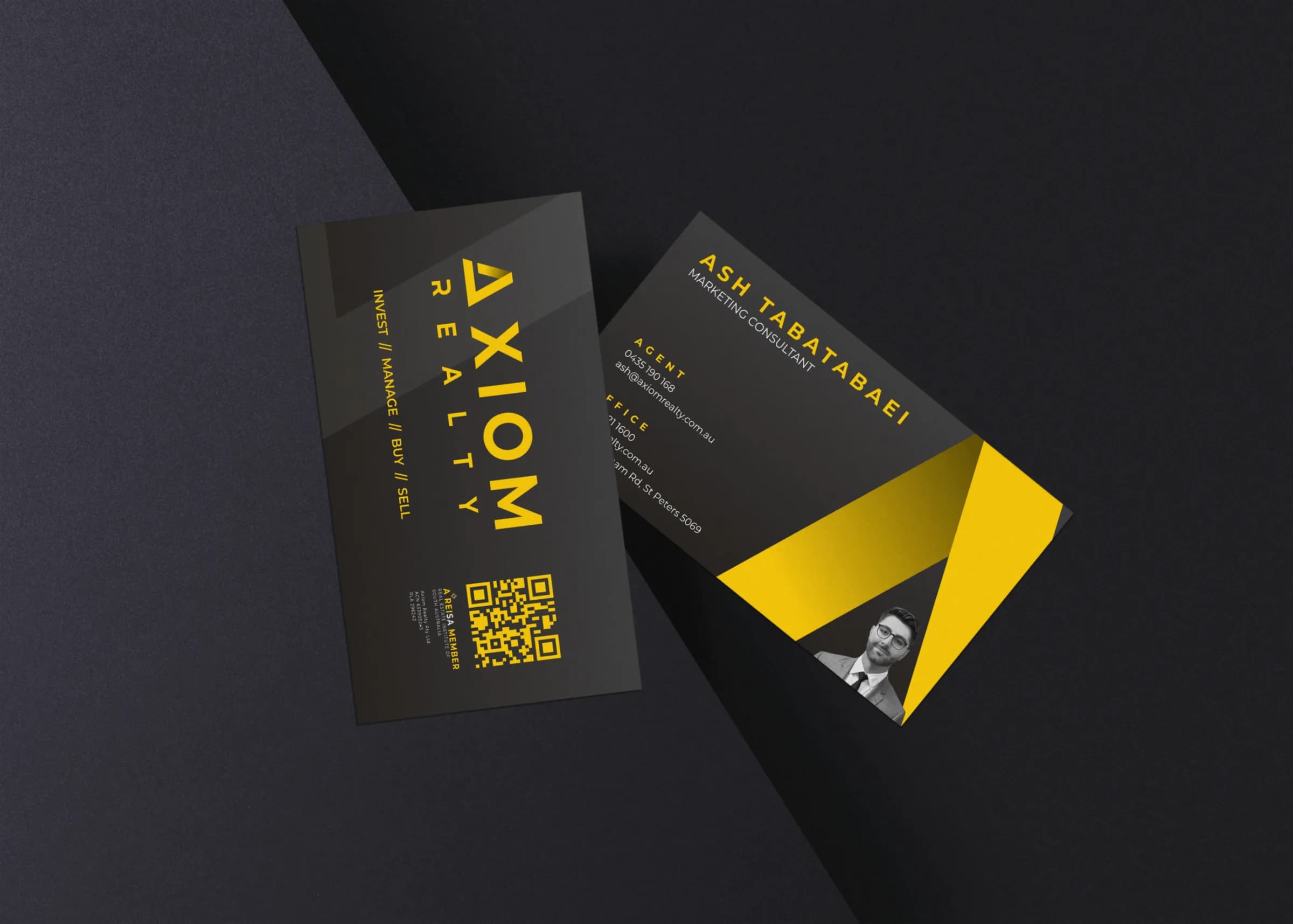 Axiom Realty business card design mockup